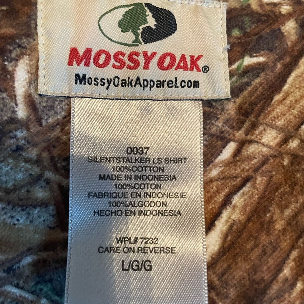 Mossy Oak Silentstalker Button-Up Long Sleeve Camouflage Shirt, Size Large - Picture 3 of 9
